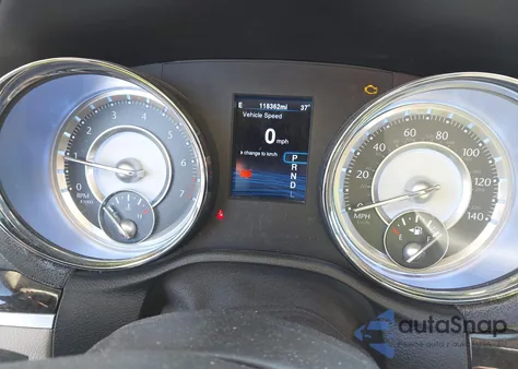 2014 Chrysler 300 из США, поврежденный, VIN 2C3CCAAG3EH296676